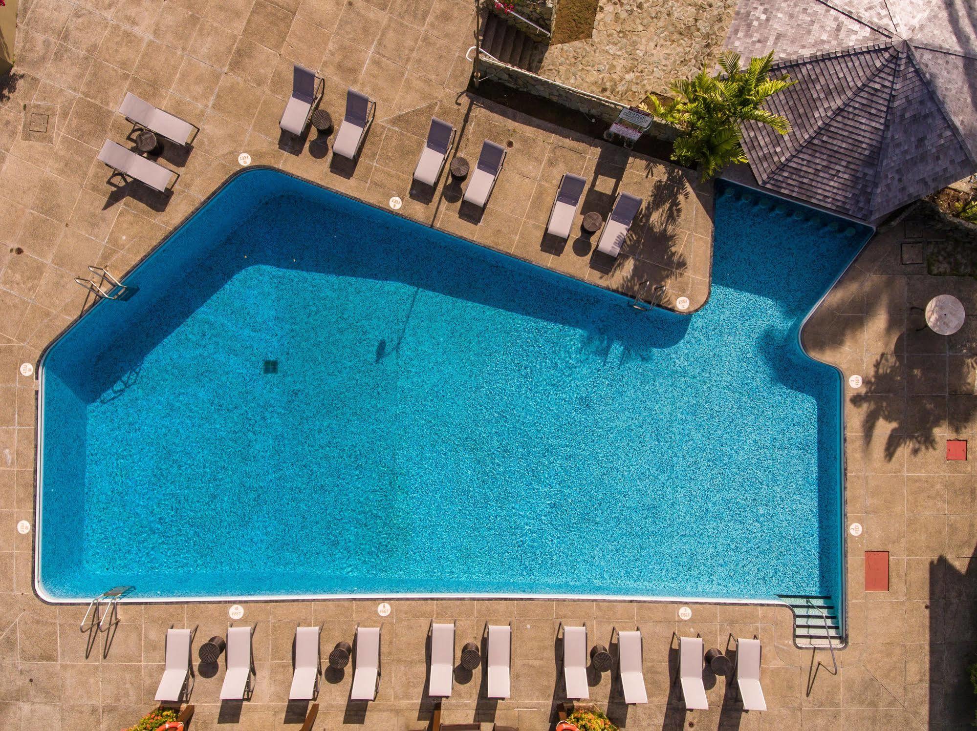 Mount Irvine Bay Resort Black Rock Экстерьер фото